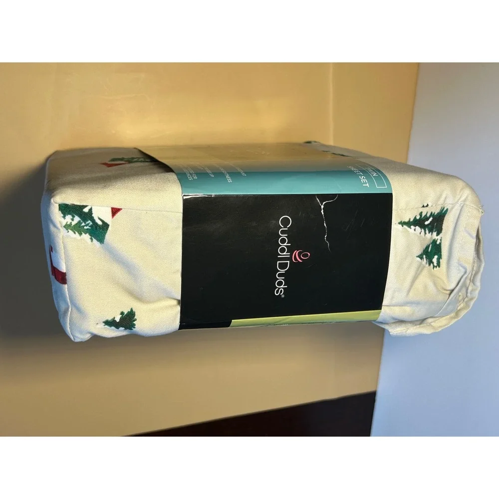 Cuddl Duds Twin Sheet Set Forest Barn Green Trees Red House Soft Cozy 3PC NEW